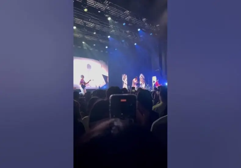 冰球樂團演唱會：感受音樂的魅力