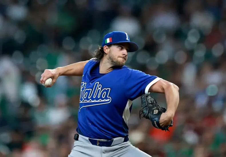 aaron nola — TW news