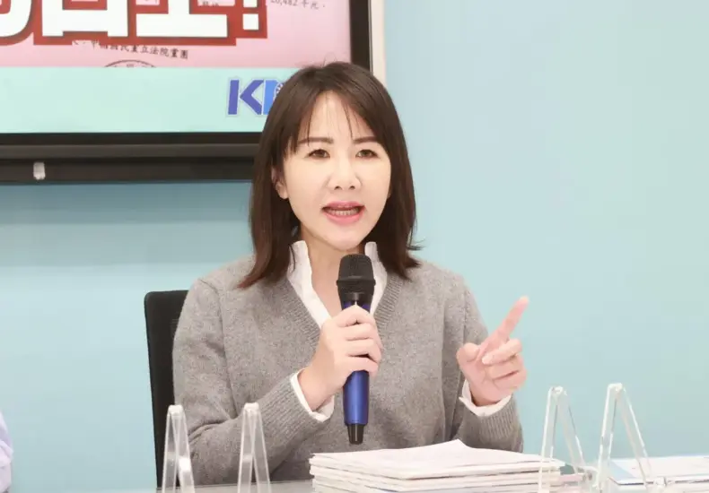 謝衣鳯 — TW news